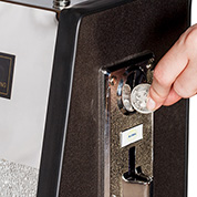 Вендинговый (платный) аппарат для чистки обуви с мультимонетным монетоприемником M3WC